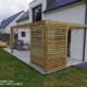 pergola en bois sur terrasse avec persienne